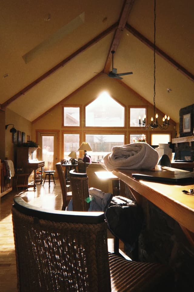 morning in the cabin